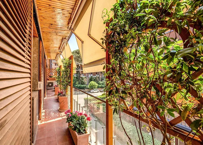 Terrazza Piccolomini: Elegant Apartment Stunning View Over Rome/St Peter\'S Dome